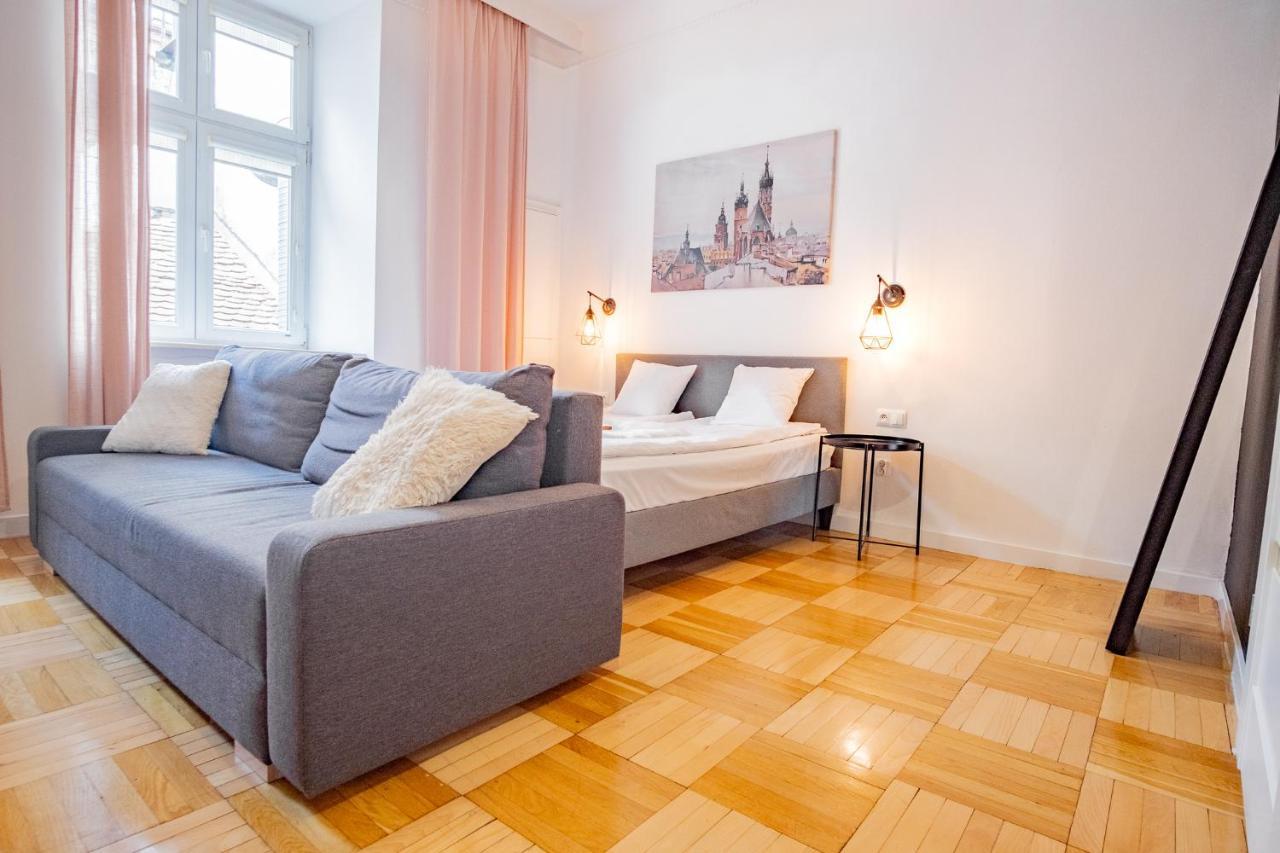 Apartment Florianska 24 Krakau